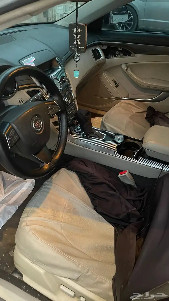 كاديلاك CTS v6 2012 للبيع او البدل المناسب 9