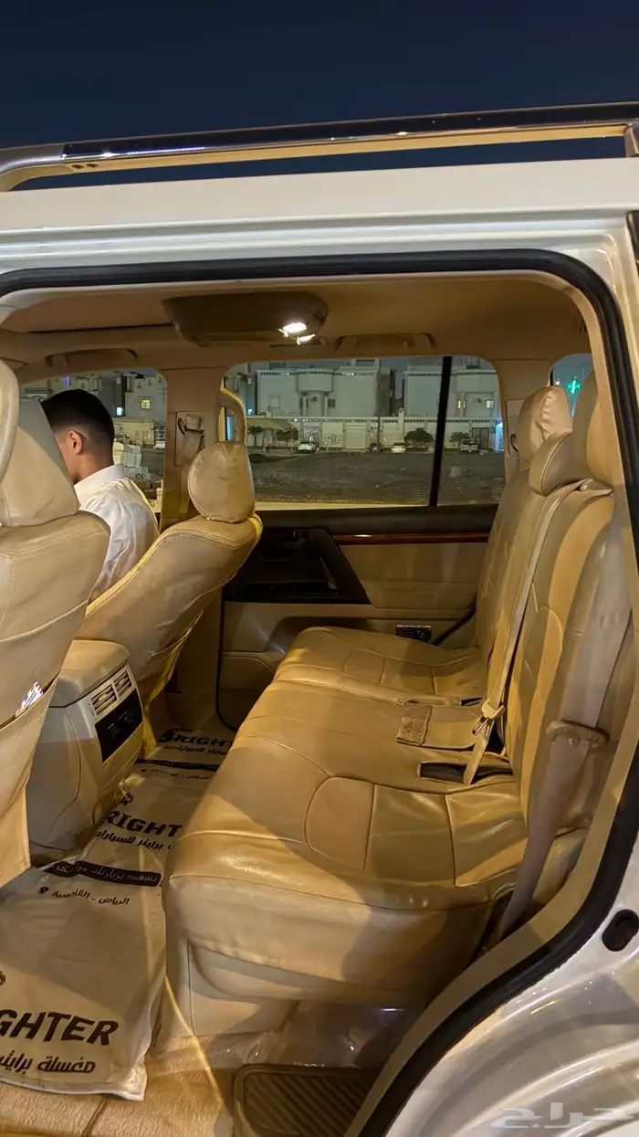 لاندكروزر GX.r 2015 7