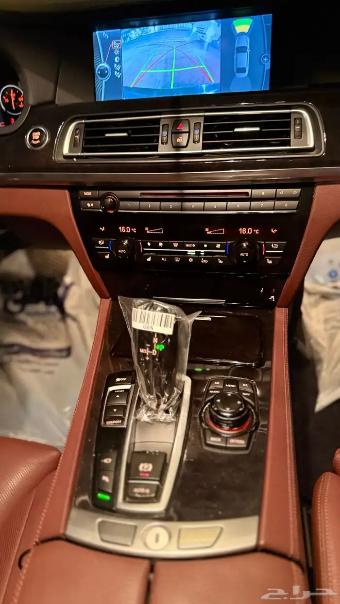 BMW 740نظيف للبيع (مخزن) 15