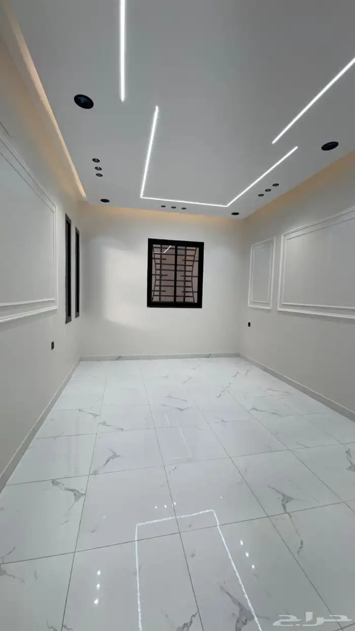 للبيع شقق ارضيه بحوش وعلوى بسطح من 550 الف حى الضيافه 4
