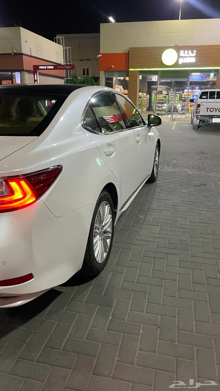 لكزس ES350 موديل 2016 وكاله 9
