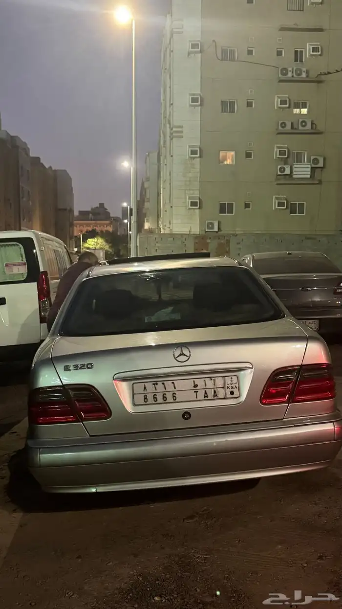 مرسيدس بنز2001 0