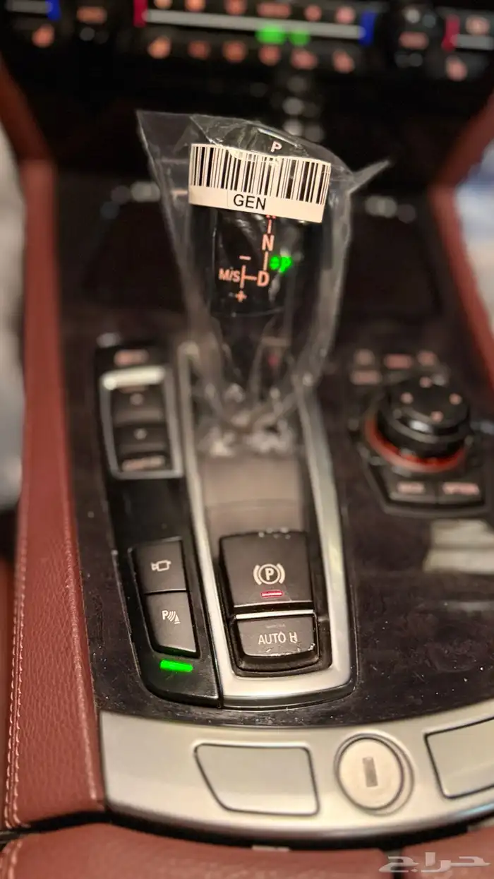 BMW 740نظيف للبيع (مخزن) 14
