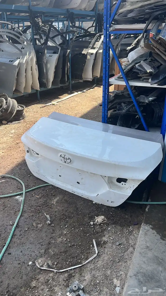 باب شنطة افالون كامري 2020-2019-2022-2021-2023 6