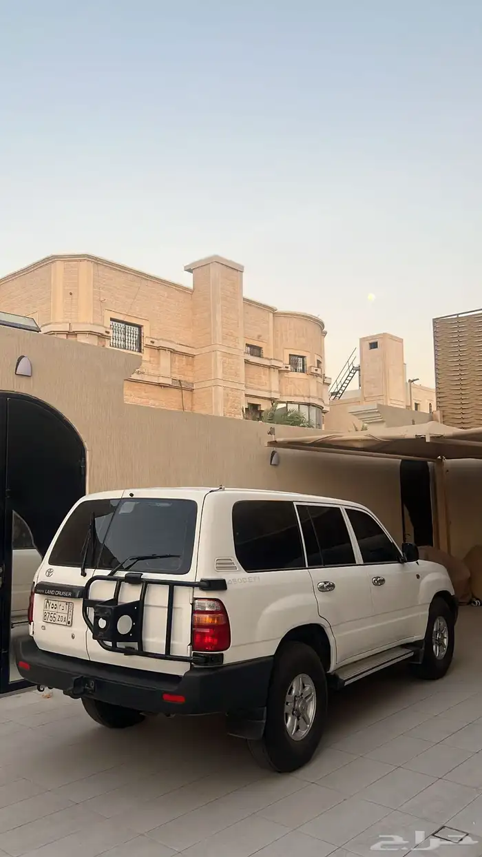 لاندكروزر جي ستاندر 2000 6