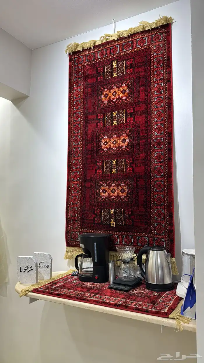 صالون للتقبيل في جازان حي الصفاء على الشارع العام 1