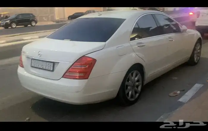 مرسيدسS-550 2007بحالةشبه جديدةكل شي سليم39ألف ريال 3