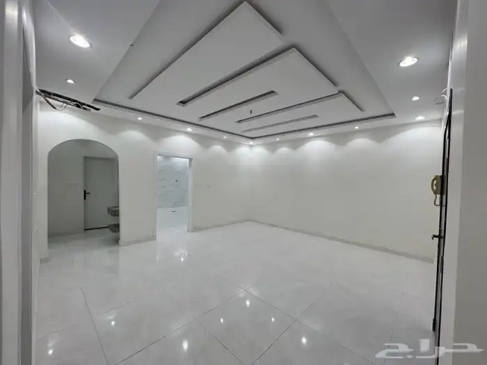عمارة للبيع 6 شقق في الشرائع مخطط 11 21