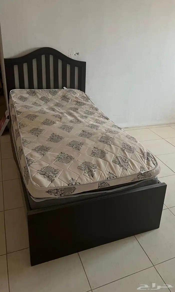 للبيع سرير ودولاب نفر 2