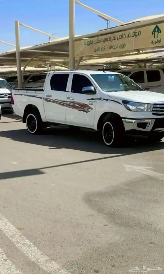 هايلوكس 2023 2