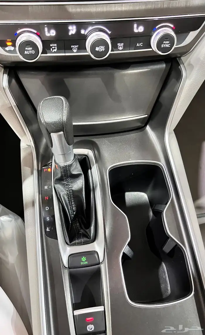 هوندا اكورد 2021 استاندر خليجي نظيف جدا 15