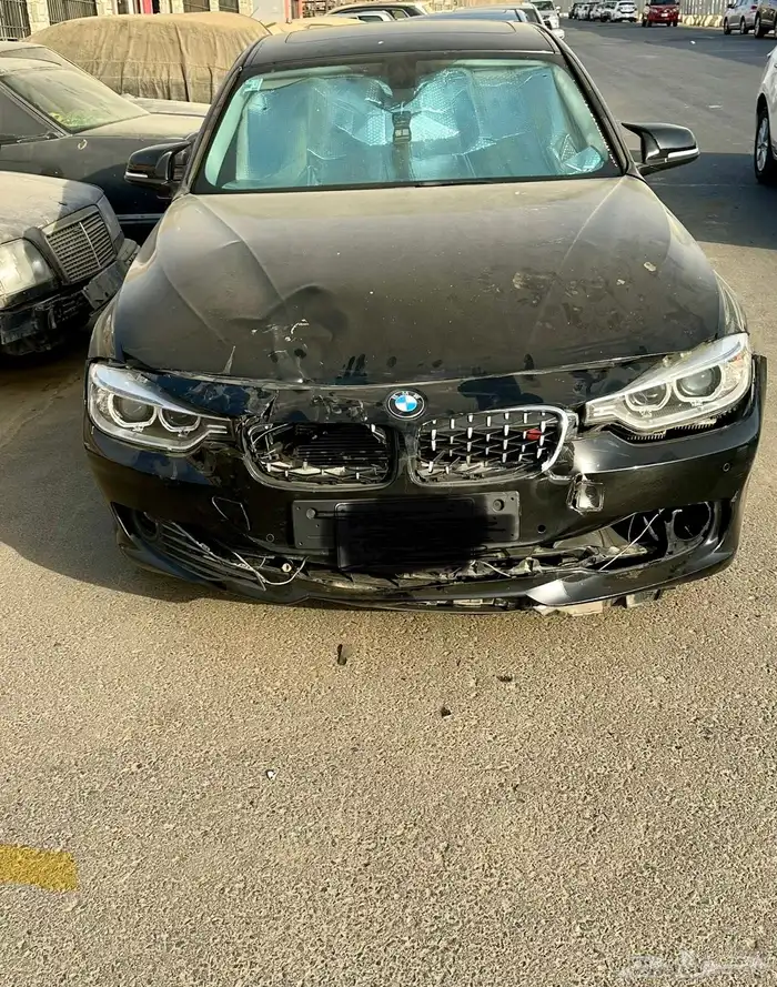 سيارة bmw 320i موديل 2014 السيارة 1
