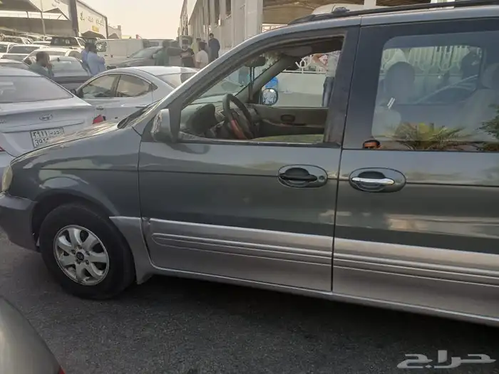 كيا كرنفال 2005 قير اوتوماتيك 0