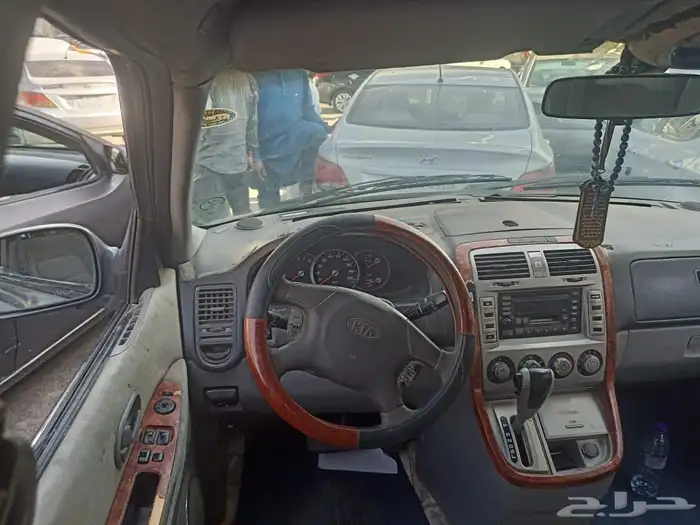 كيا كرنفال 2005 قير اوتوماتيك 10