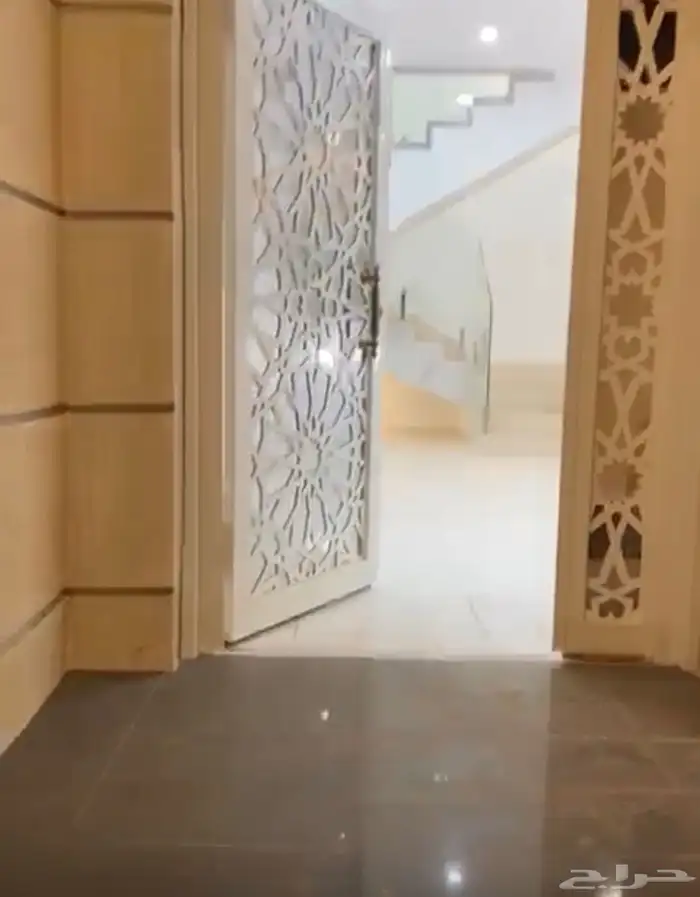فيلا للايجار في حي النبلاء وحي العاقول في المدينة المنورة 1