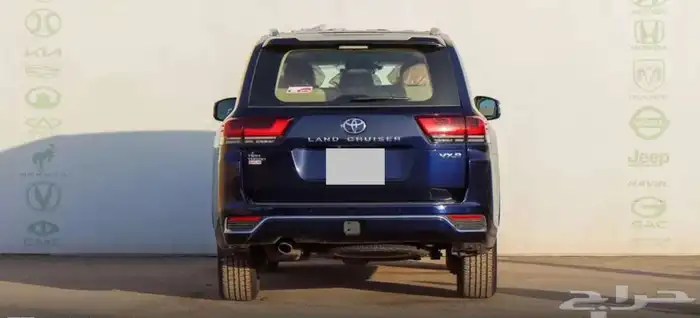 تويوتا لاندكروزر VXR 2023 19
