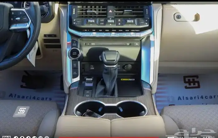 تويوتا لاندكروزر VXR 2023 15