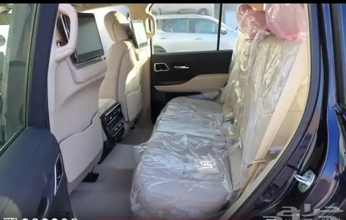 تويوتا لاندكروزر VXR 2023 14