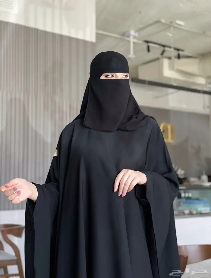 مجموعة عبايات جملة 16