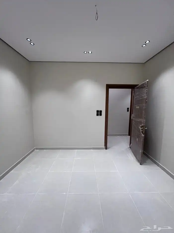 للبيع شقق تمليك حي البوادي 3