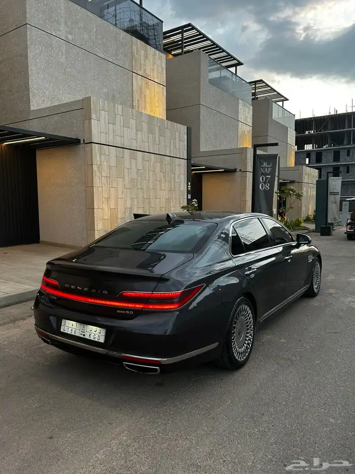 جينسس G90 1