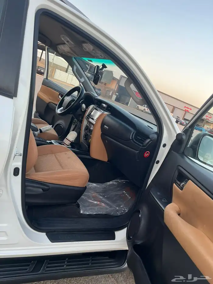 فورتشينر 2020 عداد 255 الف اربعه سلندر 11