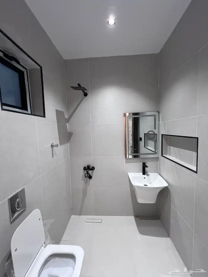 للبيع شقق تمليك حي البوادي 5