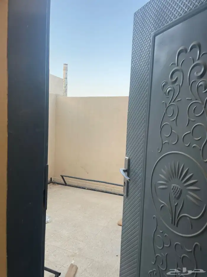 شقه للايجار حي الرمال 17