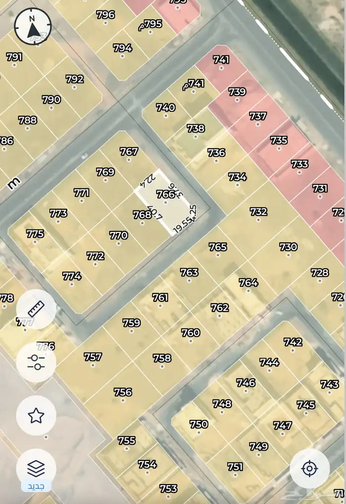 ارض بحي الرياض مميزه شارعين المساحه 895.5 م 1