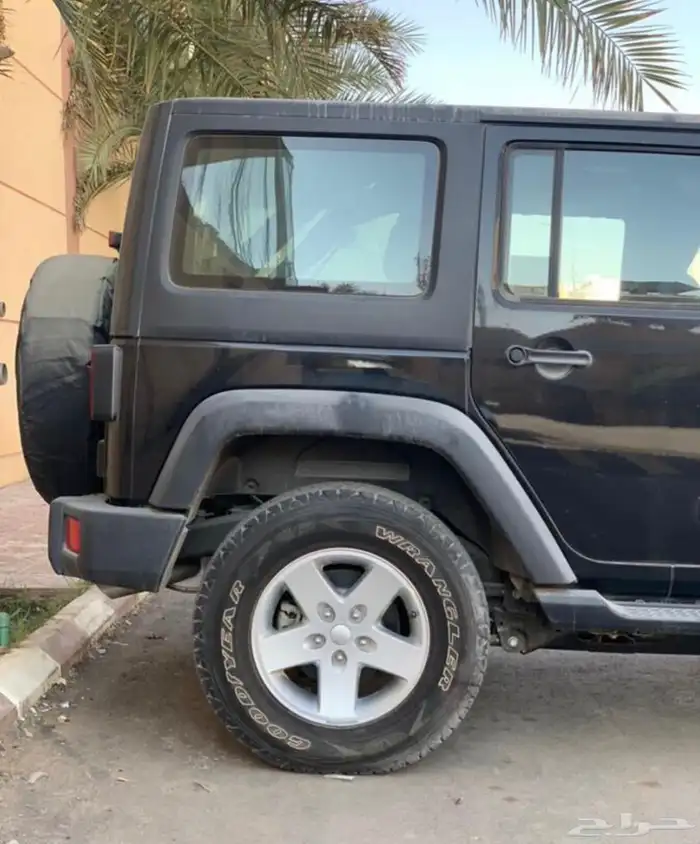 رنجلر 2017 أسود أربع أبواب 6