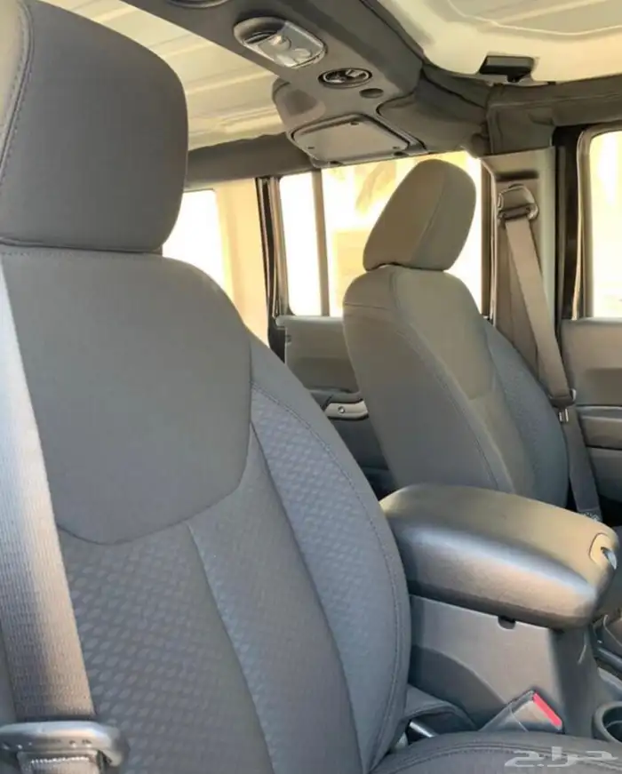 رنجلر 2017 أسود أربع أبواب 26