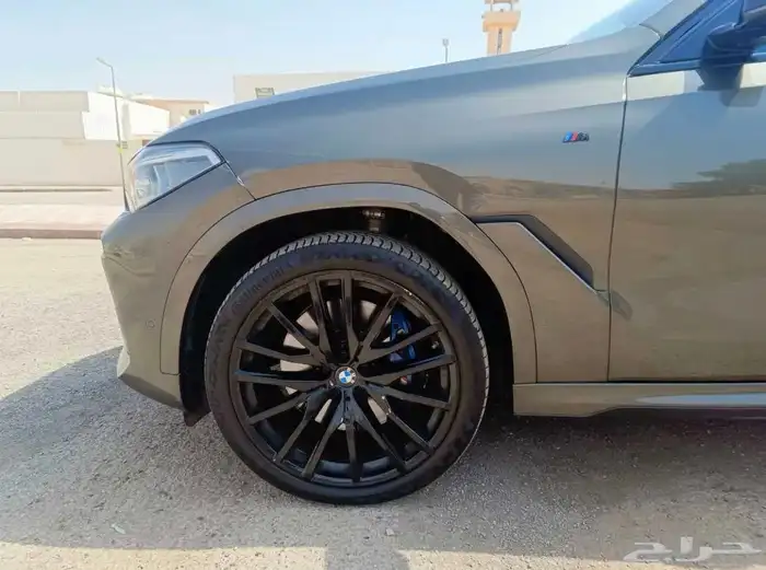 BMW X6 M50 i 2021 8