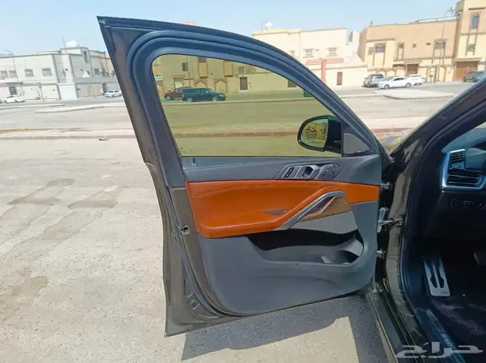 BMW X6 M50 i 2021 9