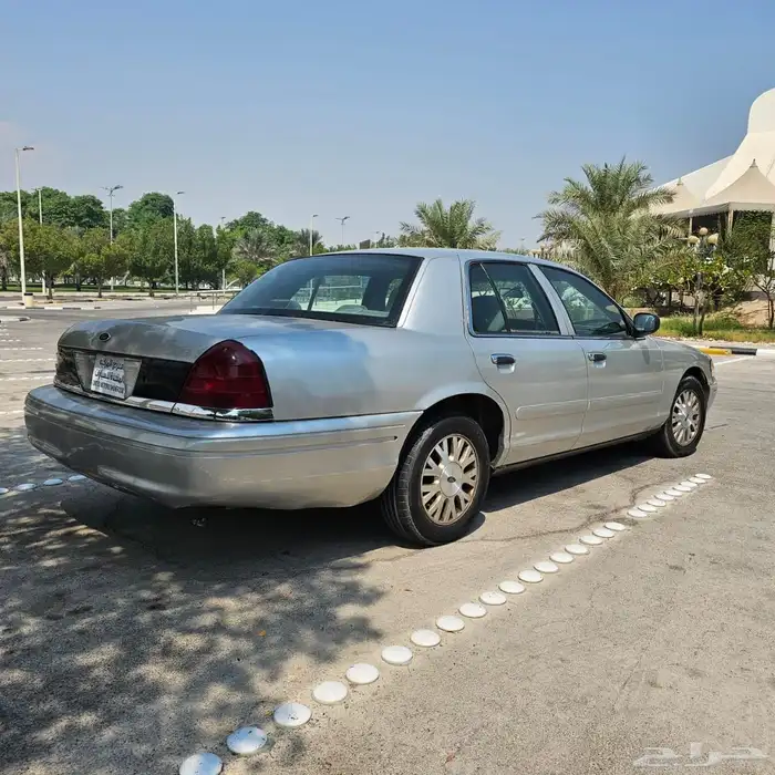 كراون فكتوريا 2004 6