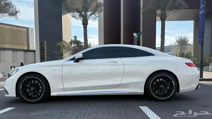 Mercedes S63 AMG Coupe 2016 4