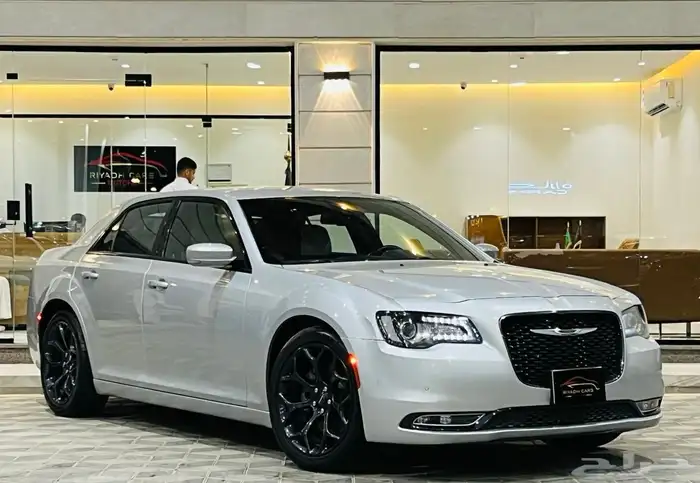 كرايزلر 2021 V6 S ( بحالة ممتازة ) 0