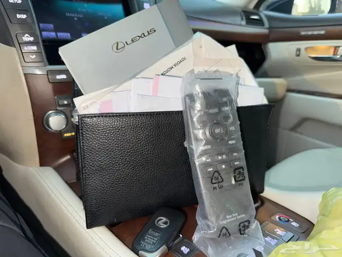 لكزس LS460L 2011 (( بحالة ممتازة )) 48
