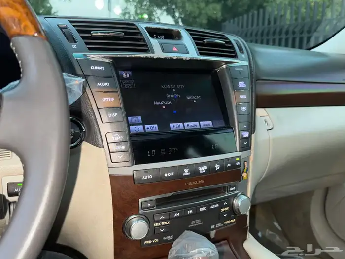 لكزس LS460L 2011 (( بحالة ممتازة )) 47