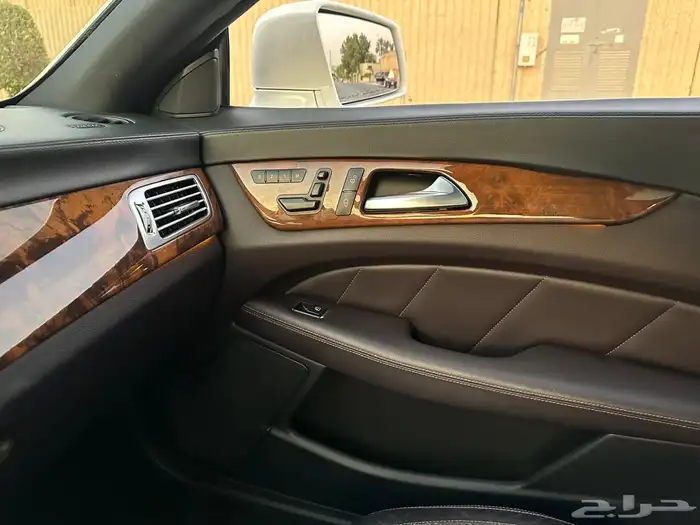 مرسيدس CLS350 2014 مخززن 26