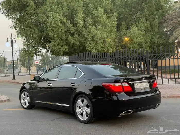 لكزس LS460L 2011 (( بحالة ممتازة )) 34