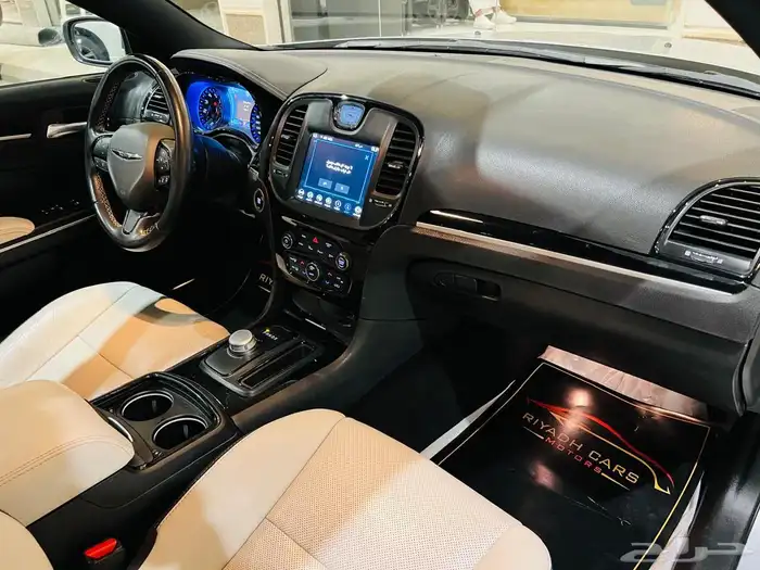 كرايزلر 2021 V6 S ( بحالة ممتازة ) 5