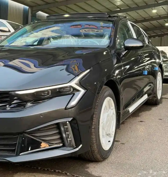 كيا k5 2026 GLS بأفضل سعر مع عروض نهاية السنة 3
