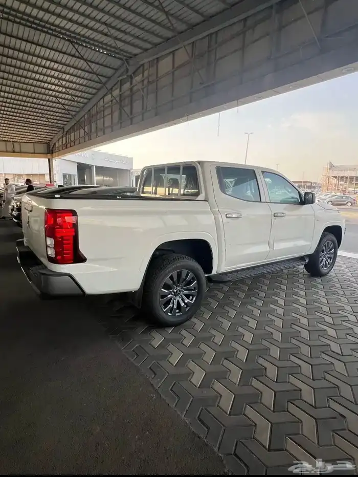 متسوبيشي 2024- L200 نص فل جنط 18 بالنقد والتقسيط 4