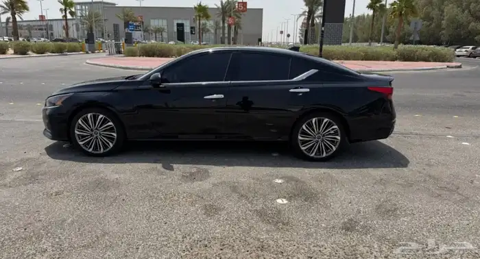 نيسان التيما sv 3