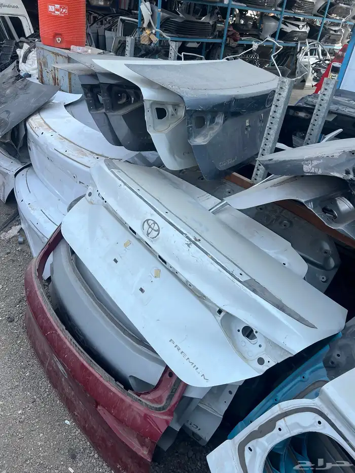 باب شنطة افالون كامري 2020-2019-2022-2021-2023 1