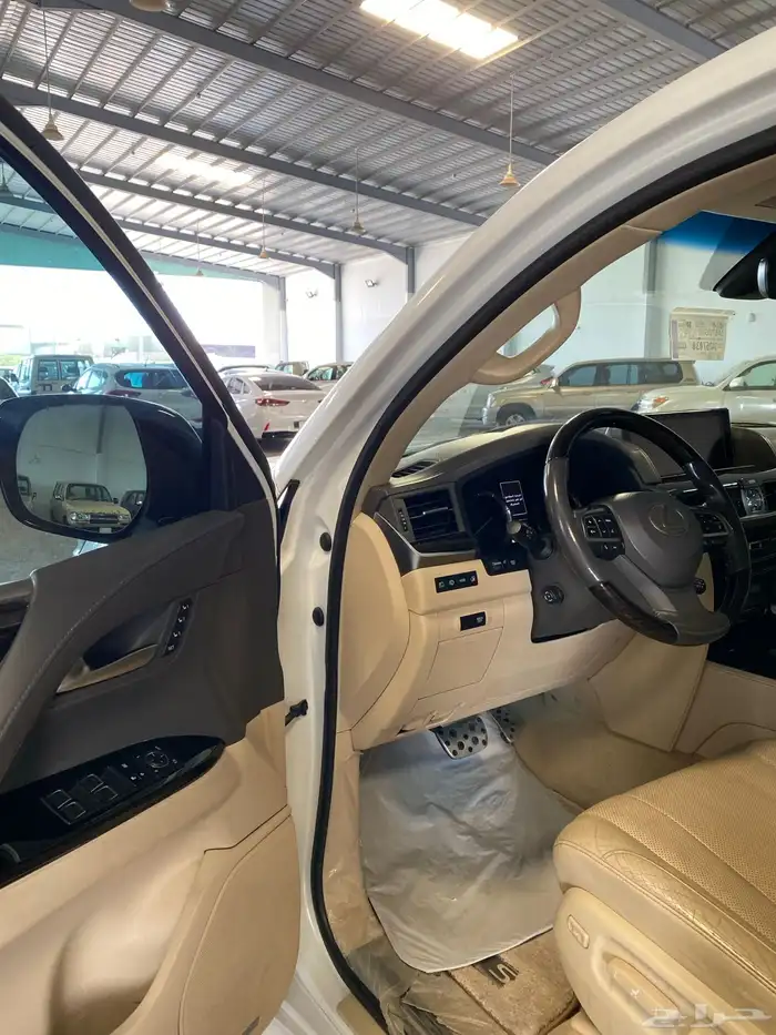 لكزس LX570 2018 سعودي 3