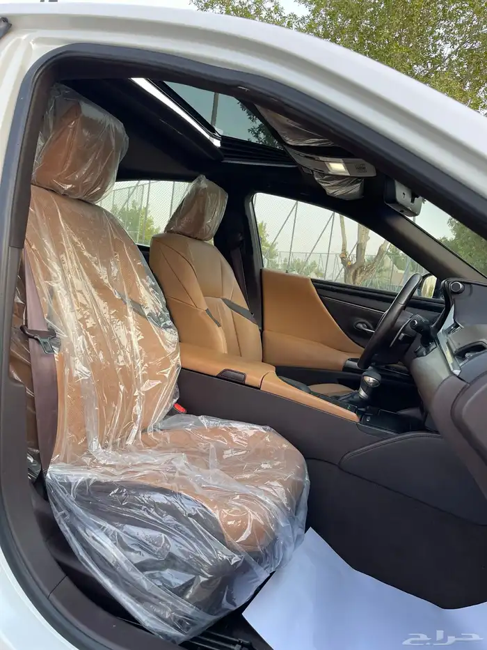 لكزس-ES300h-2020(ممشي92الف) 9
