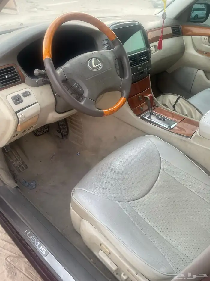 للبيع لكزس 430 ls موديل 2001 9