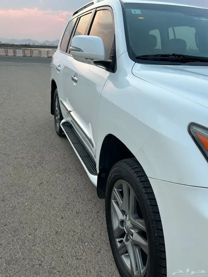 لكزس LX 570 بريمي فل كامل DD 7