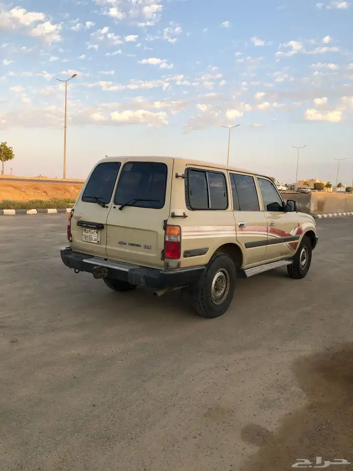 لاندكروزر GX 2
